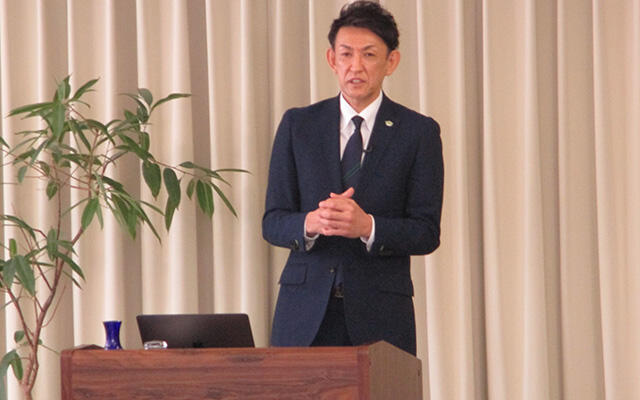 R折茂社長.jpg