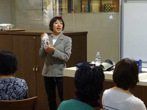札幌三越ワークショップ「歩き方レッスン」に講師派遣