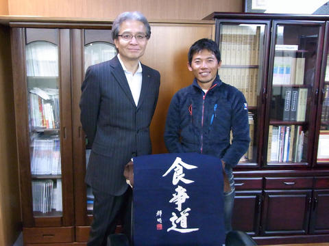 登山家の栗城史多さんが来社されました