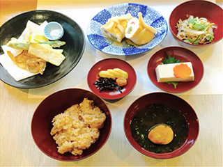 元氣亭で精進料理ランチをはじめます！（毎月2日間のみ、15食限定）